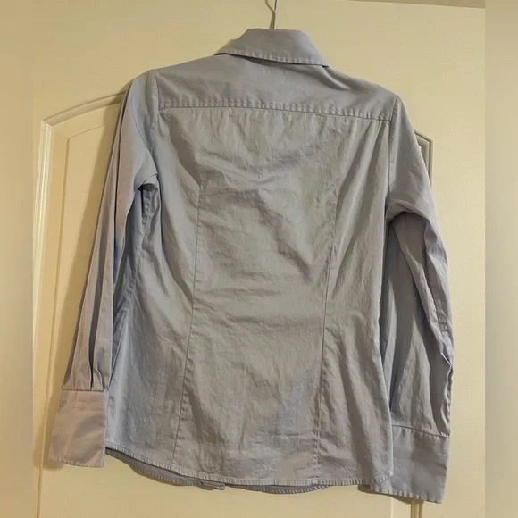 Banana Republic button up shirt. Baby blue. Size S - Picture 3 of 9